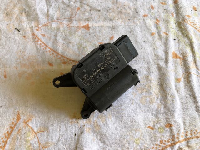 Fűtés Állító Motor – Audi A3 8P – OE 1K1907511C