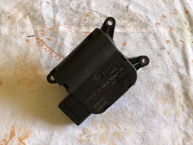 Fűtés Állító Motor – Audi A3 8P – OE 1K1907511E