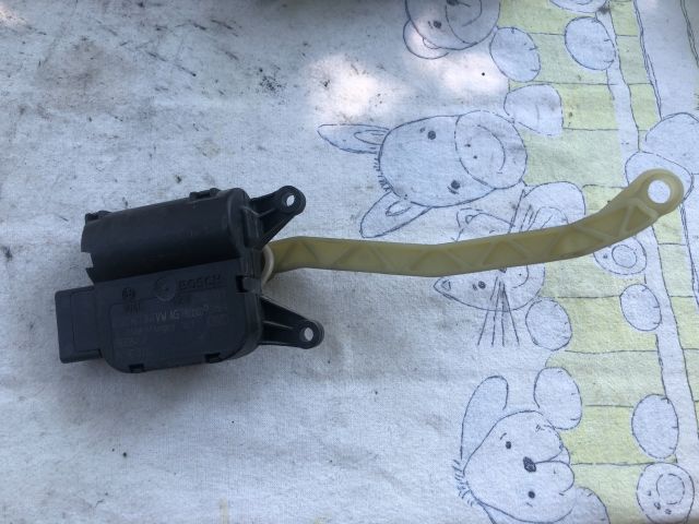 Fűtés Állító Motor – Audi A3 8P – OE 1K0907511C