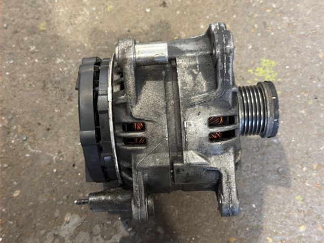 Generátor - 2.0 TDI – Audi A3 8P – OE 03C903023S