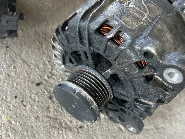 Generátor - 1.4 TFSI (92 kW 125 LE 1390 cm3 ) – Audi A3 8P – OE 03C903023T