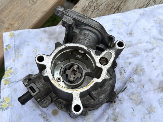 Vákumpumpa- 1.8 TFSI 