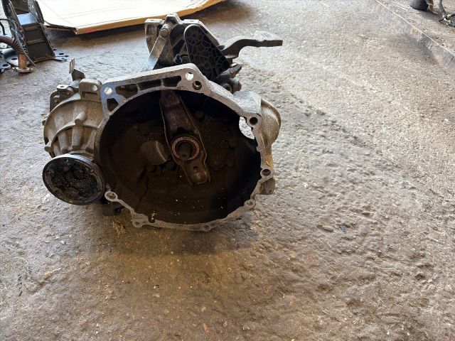 Váltó (Mechanikus) -MDP -10335 – Audi A3 8P – OE MDP