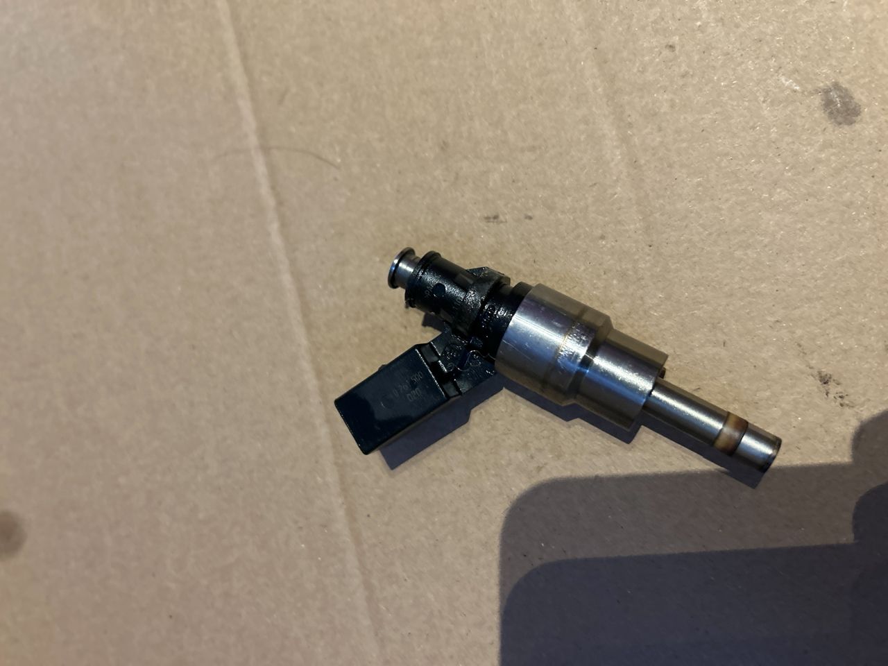 Injektor- 2 tfsi – Audi A3 8P – OE 06F906036A