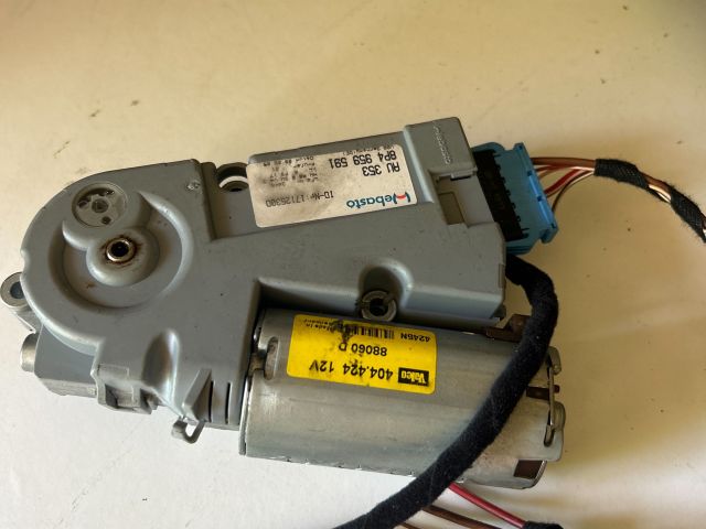Tető Mozgató Motor – Audi A3 8P – OE 8P4959591