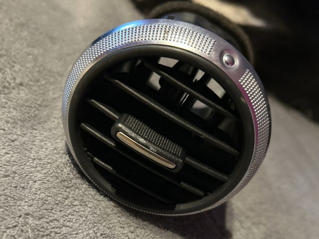 901c