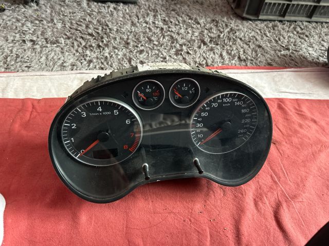 930m3
