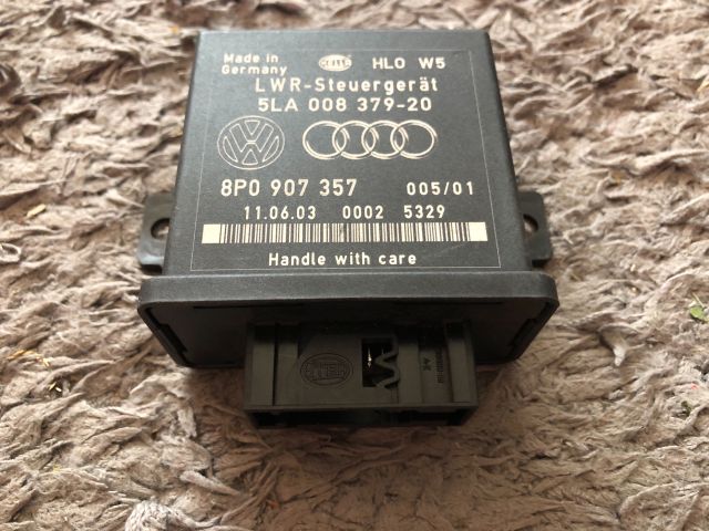 Fényszóró Elektronika- 7803, 7804 – Audi A3 8P – OE 8P0907357