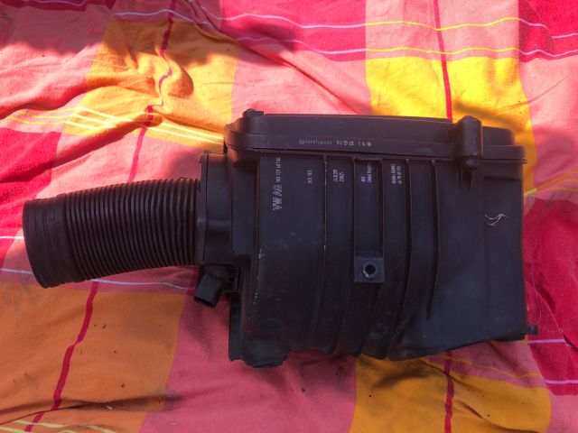 Légszűrő Ház - Benzin – Audi A3 8P – OE 1K0129607AQ