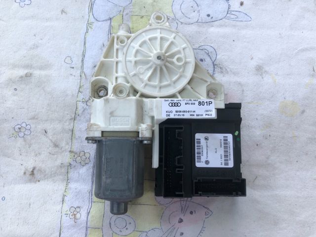 Bal első ablakemelő motor - 9140 – Audi A3 8P – OE 8P0959801P