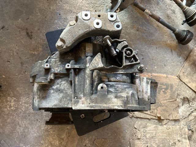 Váltó (Mechanikus) -HDV -8040 – Audi A3 8P – OE HDV