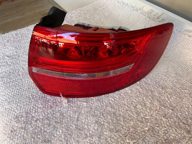 Jobb Külső Hátsó Lámpa- Facelift – Audi A3 8P – OE 8P4945096E