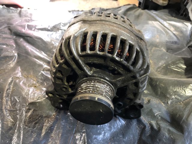Generátor -2.0 TDI – Audi A3 8P – OE 03C903023A
