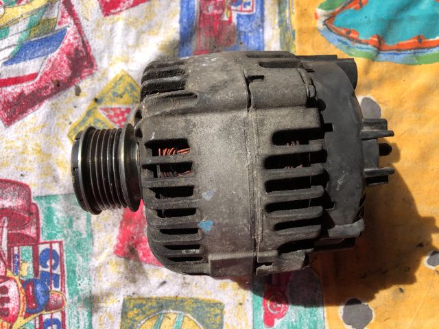 Generátor - 2.0 TDI – Audi A3 8P – OE 03F903023C