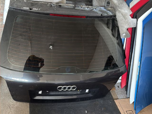 Csomagtérajtó-3 ajtós -8057 – Audi A3 8P