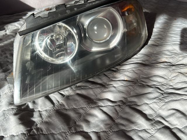 Bal Xenon Fényszóró -9136 – Audi A3 8P – OE 8P0941003D